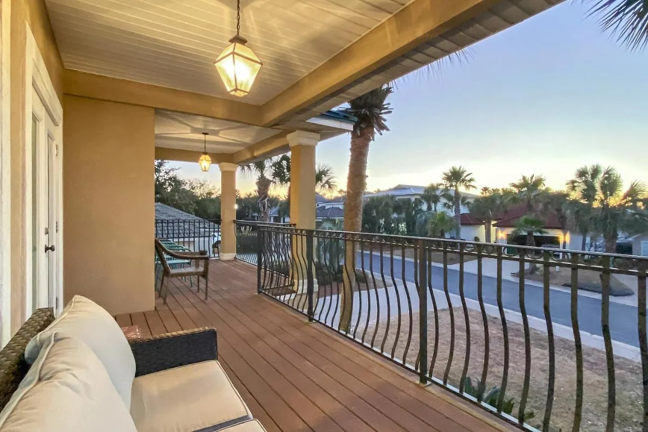 Destination Destiny Villa 0*, Destin